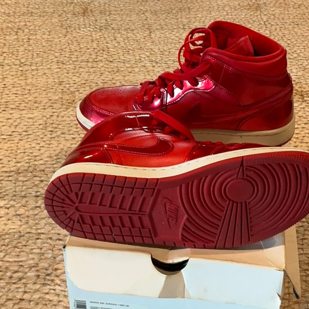 Nike Red High-Top Sneakers - Picture 2 of 7